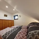 Apartment Haus Schneider *