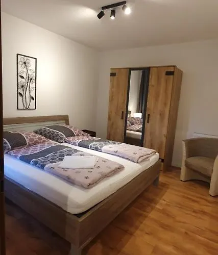 Haus Schneider شقة *